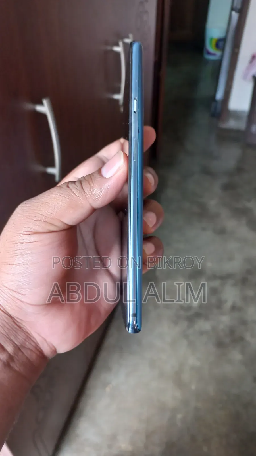 ওয়ানপ্লাস ৭টি ১২৮ জিবি নীল