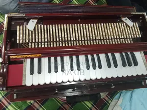 Scale Changer Harmonium