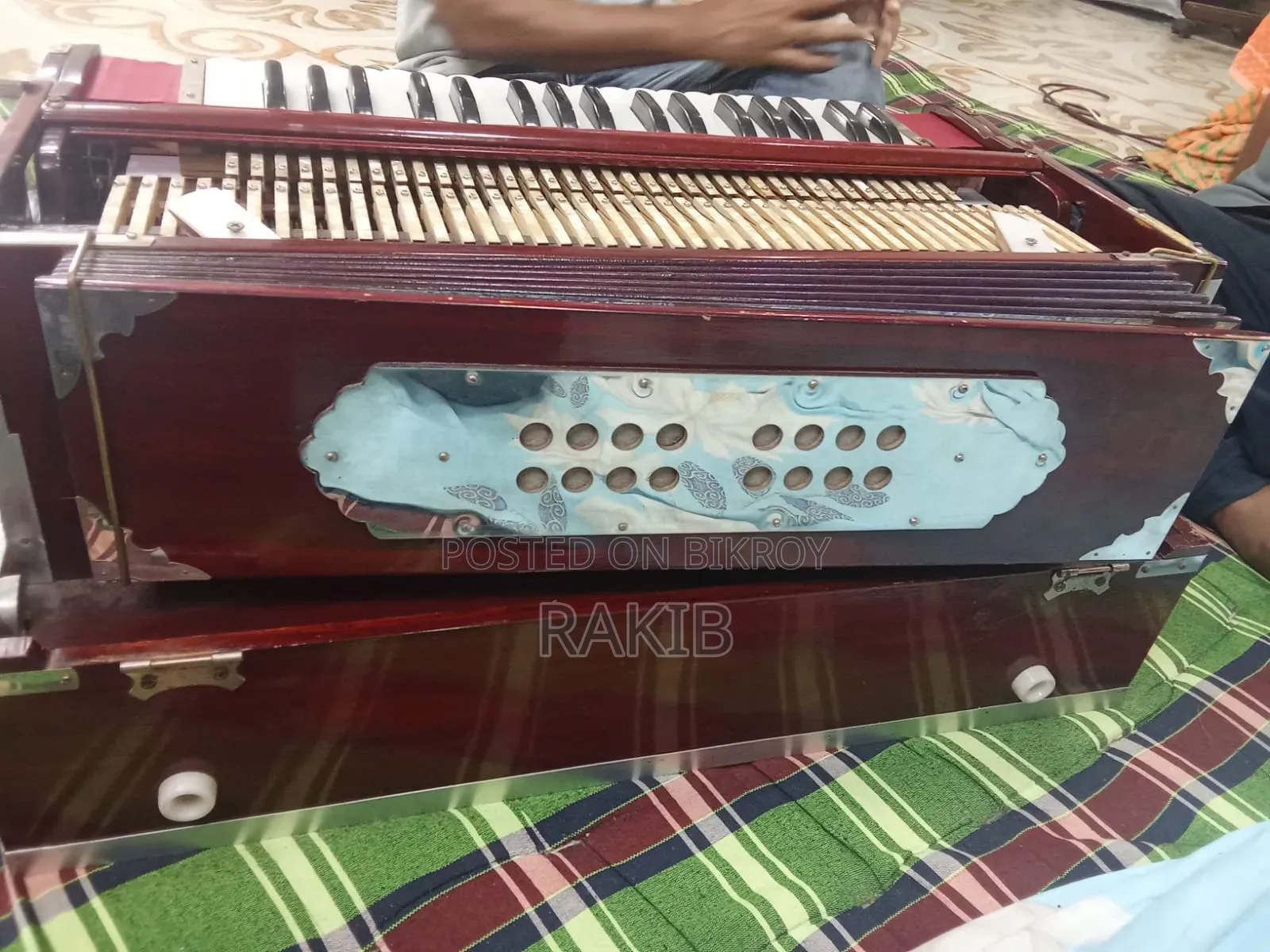 Scale Changer Harmonium