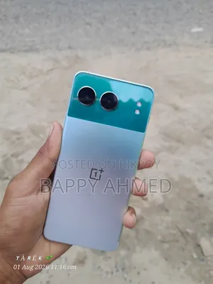 ওয়ানপ্লাস নর্ড ৪ ২৫৬ জিবি নীল