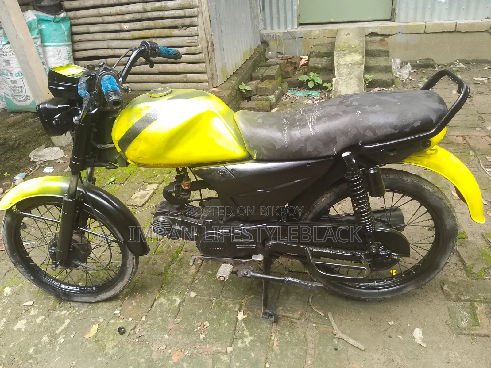 রানার এডি ৮০এস অ্যালয় ২০১৫ কালো