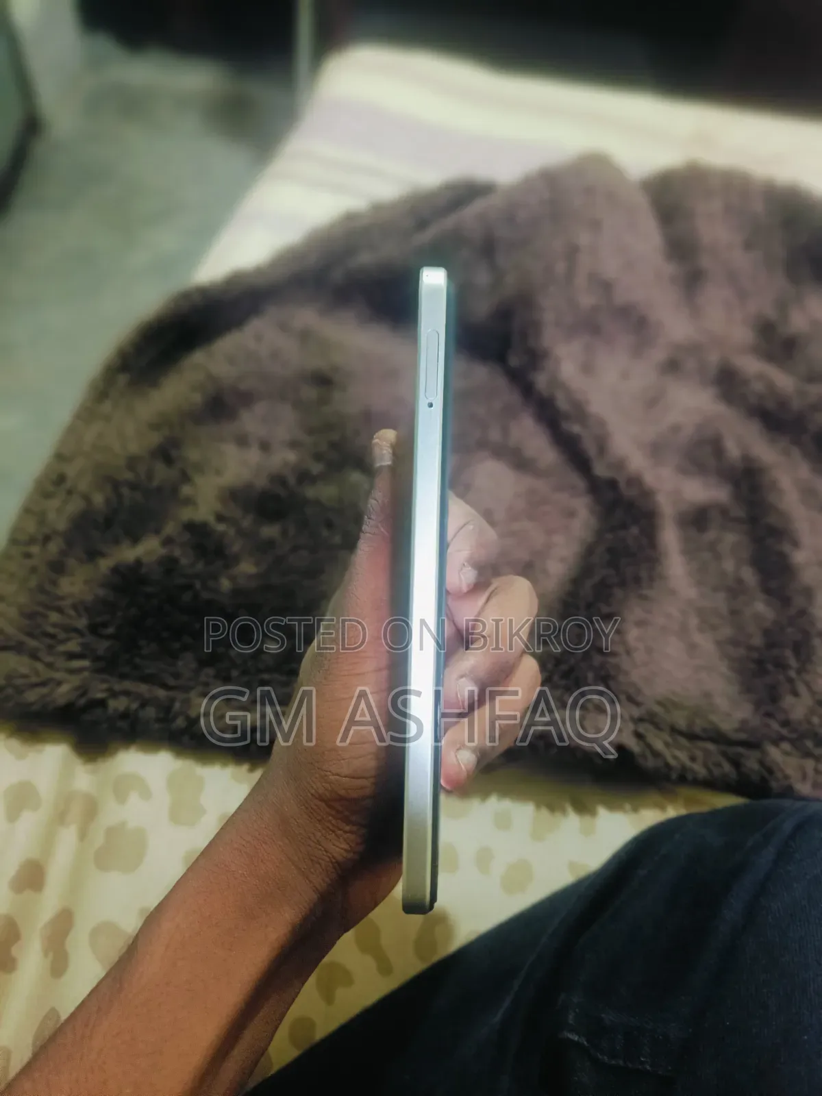 অপ্পো ১২৮ জিবি গোল্ড