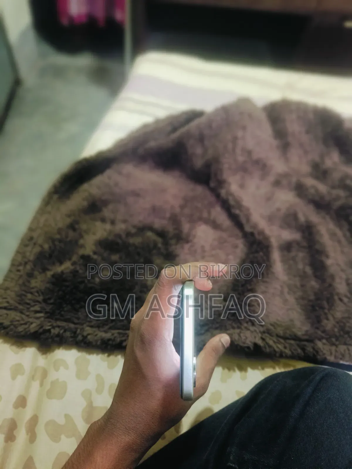অপ্পো ১২৮ জিবি গোল্ড