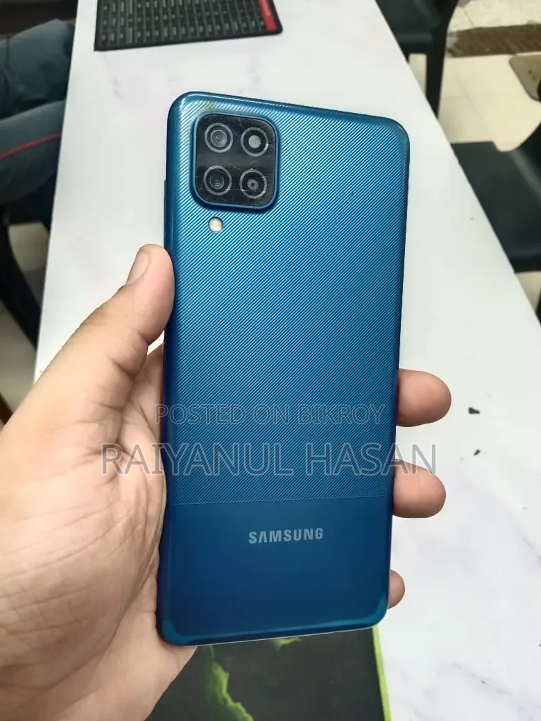 Samsung Galaxy A12 64 GB Blue