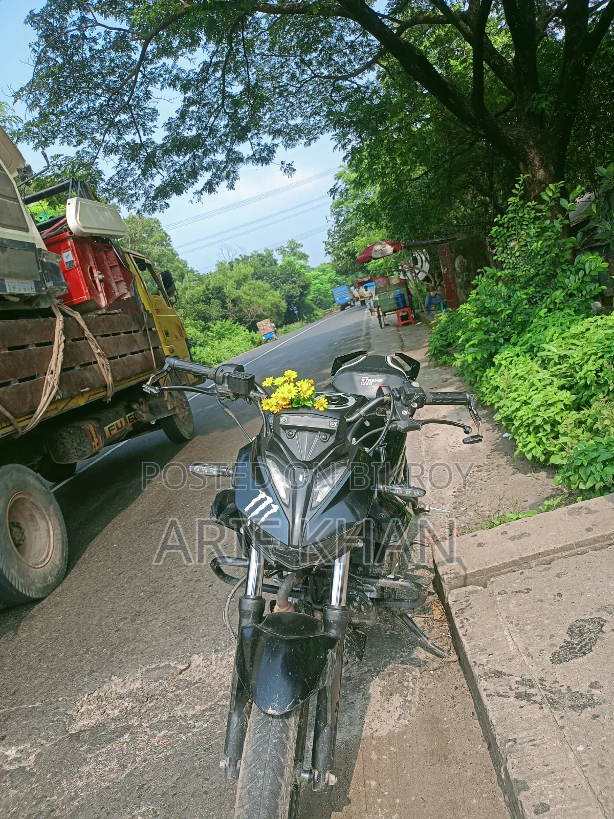 New Hero Xtreme 125R 2025 Black