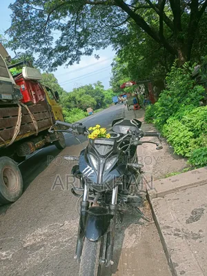 New Hero Xtreme 125R 2025 Black