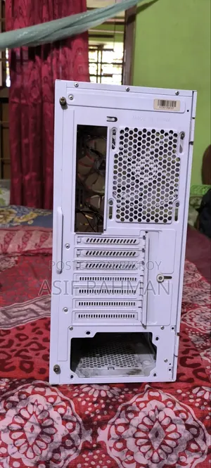 কম্পিউটার ক্যাসিং