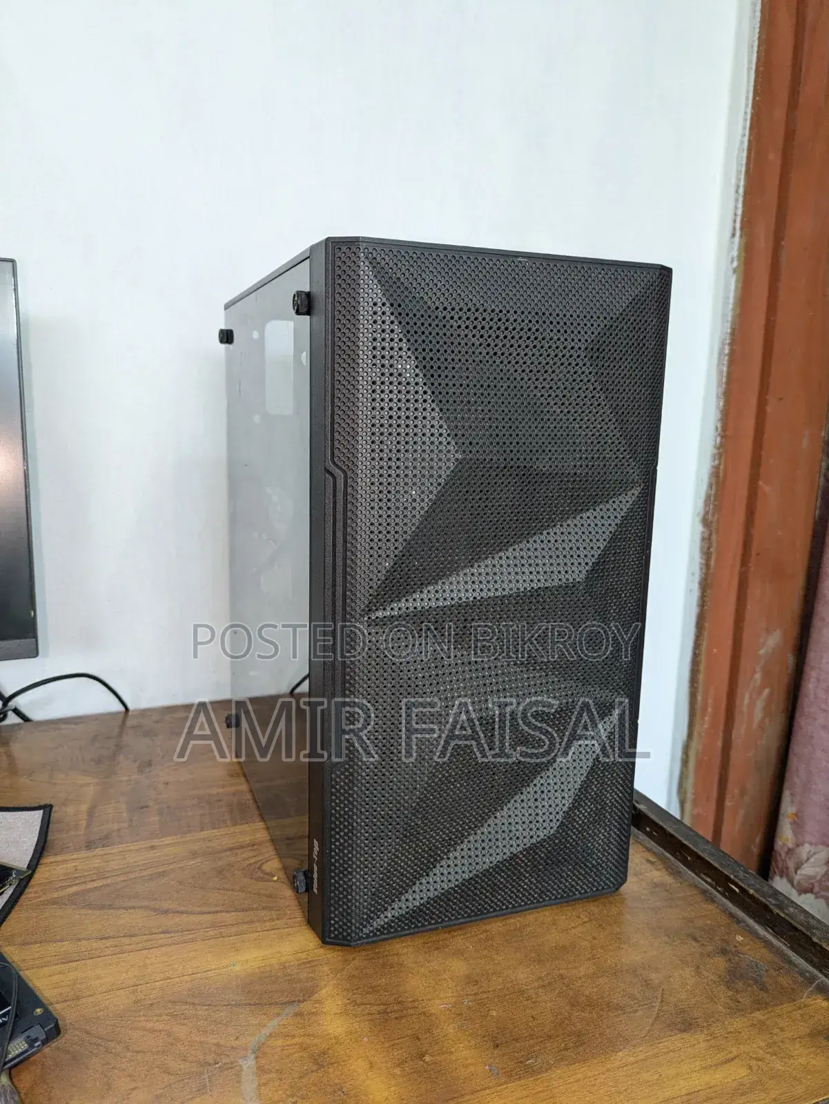 Value Top VT-M700 Mid Tower Casing With 3 RGB Fans