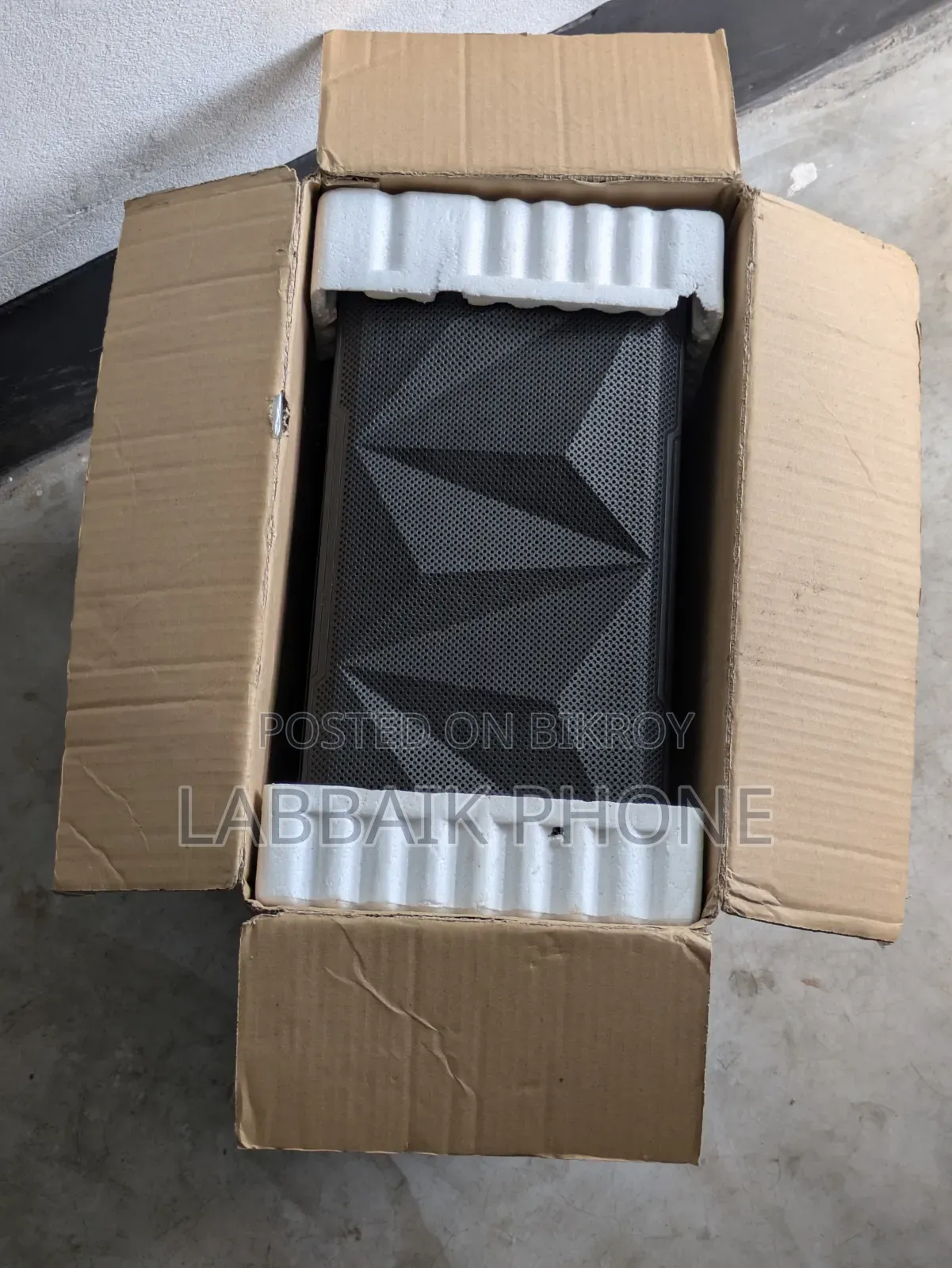 Value Top VT-M700 Mid Tower Casing With 3 RGB Fans