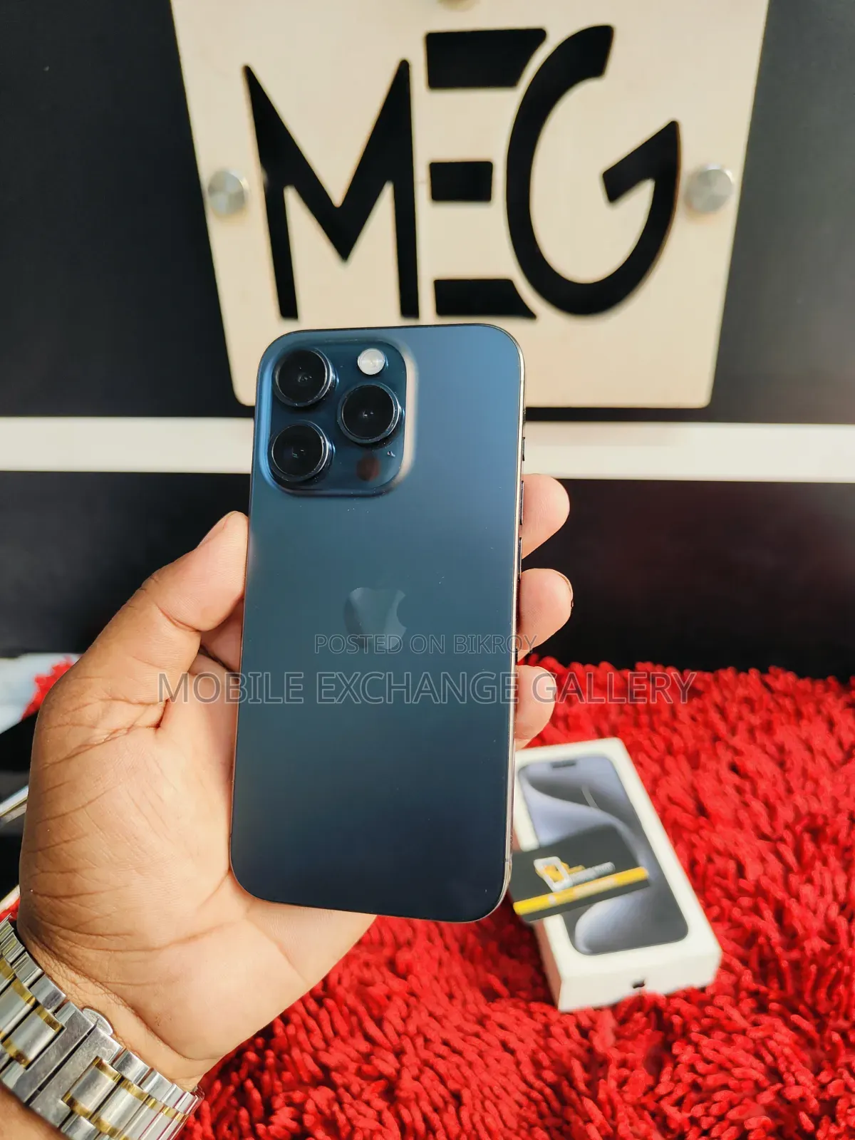 অ্যাপল আইফোন ১৫ প্রো ম্যাক্স ২৫৬ জিবি ব্লু