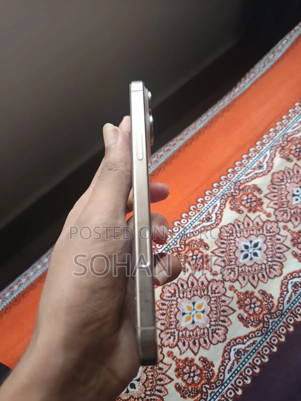 অ্যাপল আইফোন ১৬ প্রো ম্যাক্স ২৫৬ জিবি গোল্ড