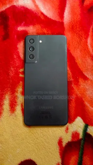 স্যামসাং গ্যালাক্সি এস২১ এফই ৫জি ১২৮ জিবি ব্ল্যাক