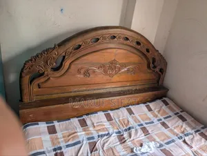 সেকুন কাঠের খাট