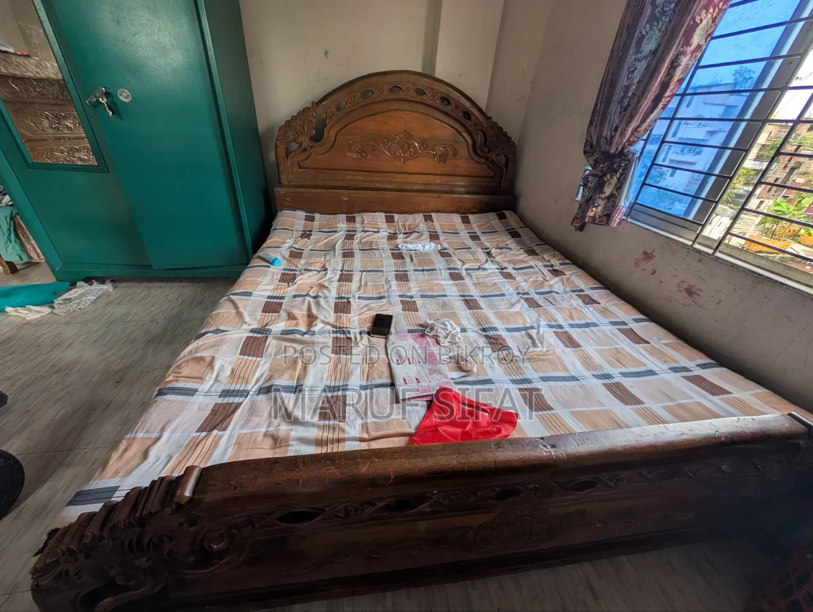 সেকুন কাঠের খাট
