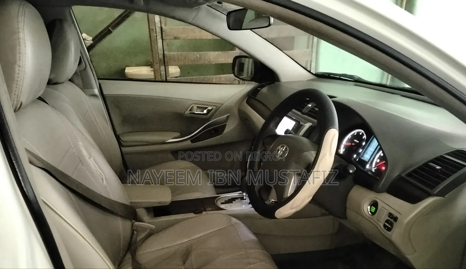 Toyota Premio 2012 Pearl