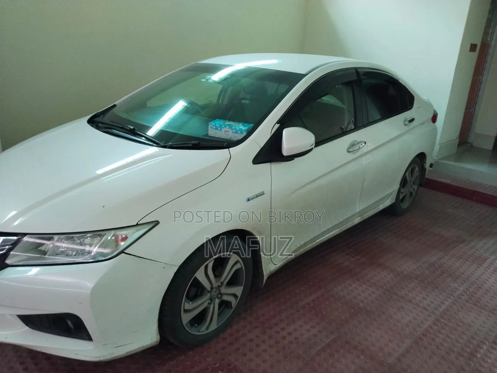 Honda Grace 1.5 Hybrid All-Wheel Drive 2015 Pearl