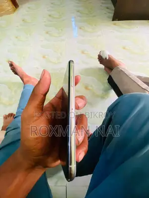 অ্যাপল আইফোন এক্স ২৫৬ জিবি সাদা