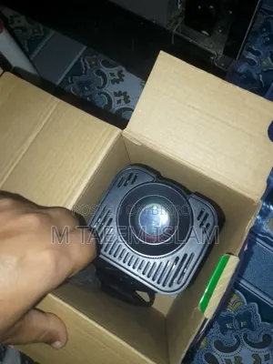 হাই ৩২০ মিনি প্রজেক্টর