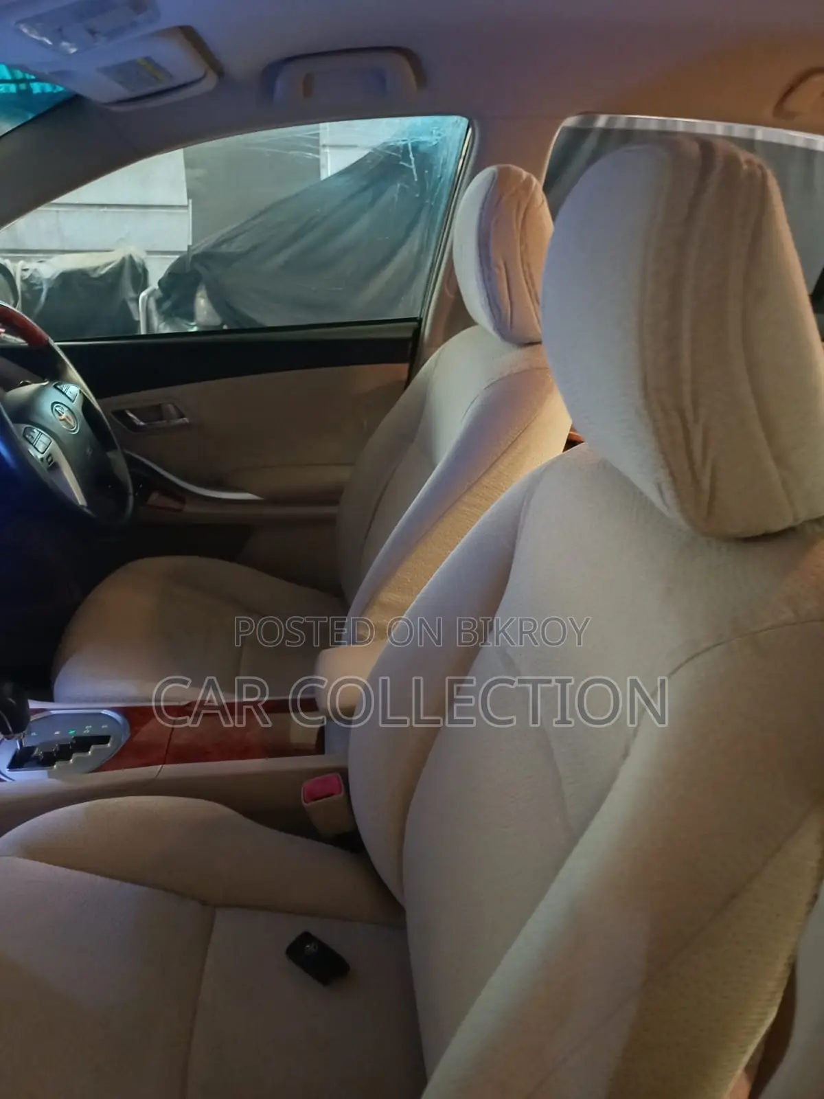 Toyota Premio 1.5 Front-Wheel Drive 2016 Red