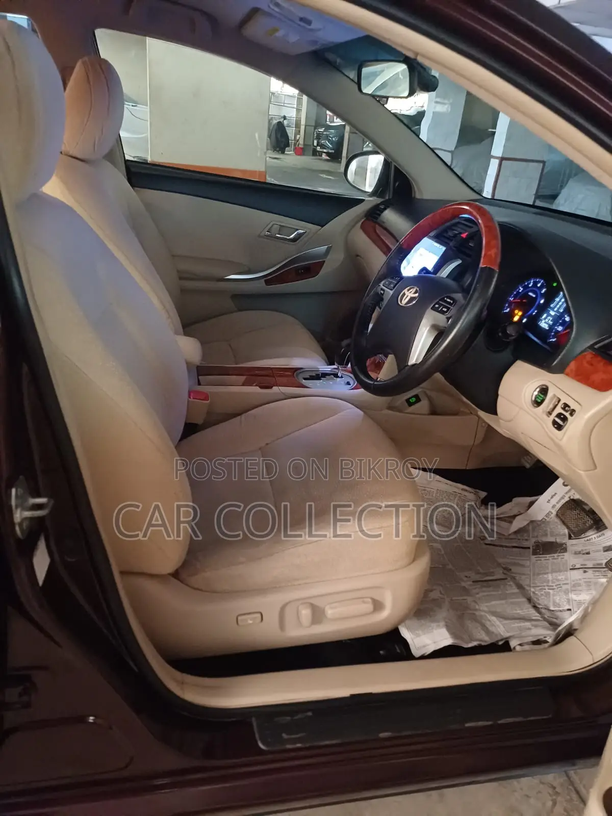 Toyota Premio 1.5 Front-Wheel Drive 2016 Red