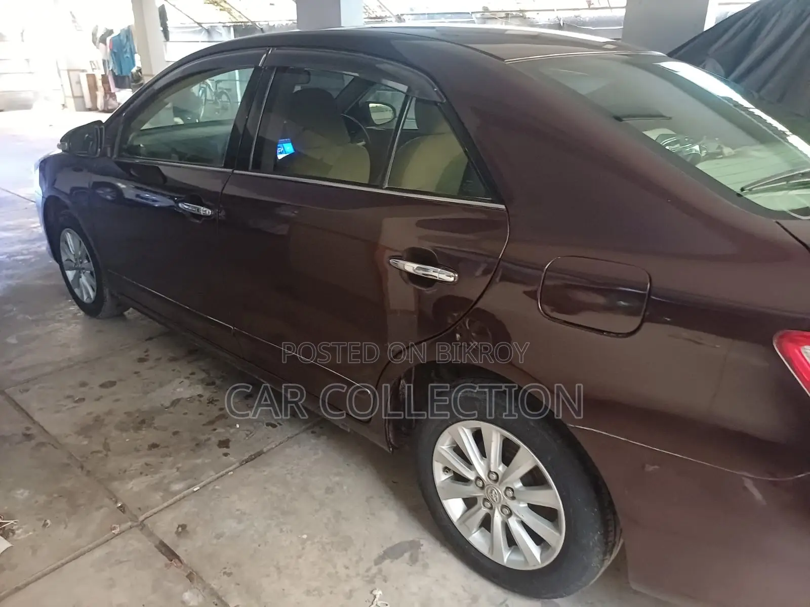 Toyota Premio 1.5 Front-Wheel Drive 2016 Red