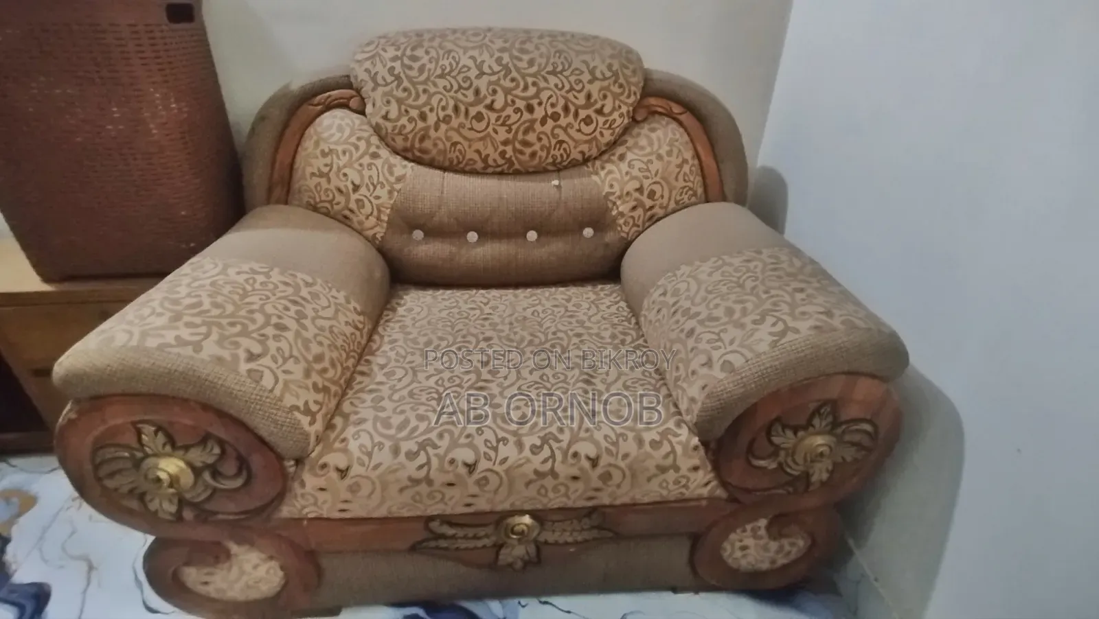 Urgent Sale Due to Moving Abroad