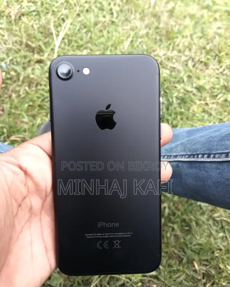 Apple iPhone 7 128 GB Black