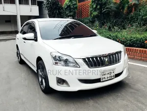 টয়োটা প্রমিও ২০১৪ পার্ল