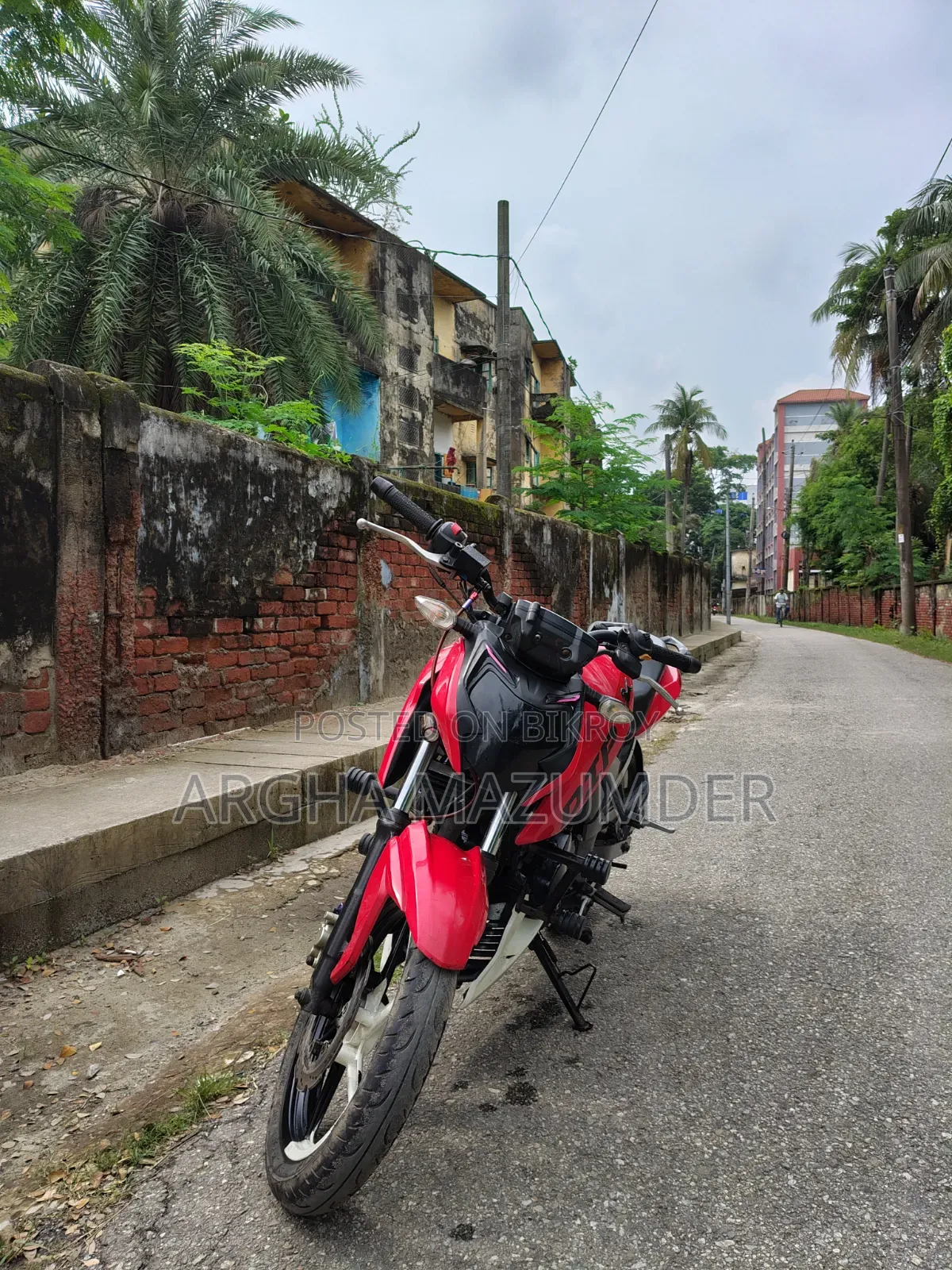 TVS Apache RTR 160 4V 2022 Red