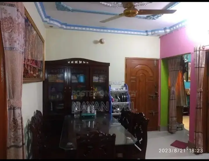 আগ্রাবাদে সাজানো ২ বেডরুমের অ্যাপার্টমেন্ট বিক্রয়