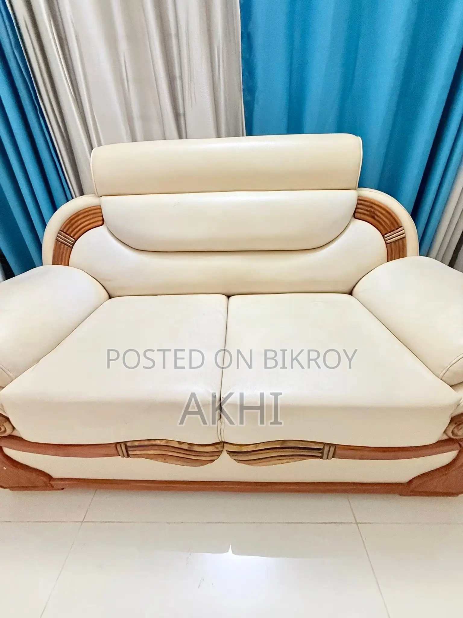 খাঁটি চামড়ার সোফা