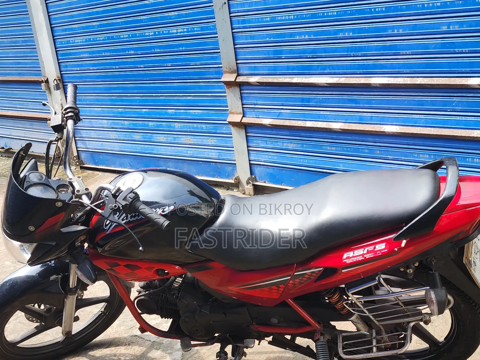 হিরো গ্ল্যামার ২০১৬ কালো
