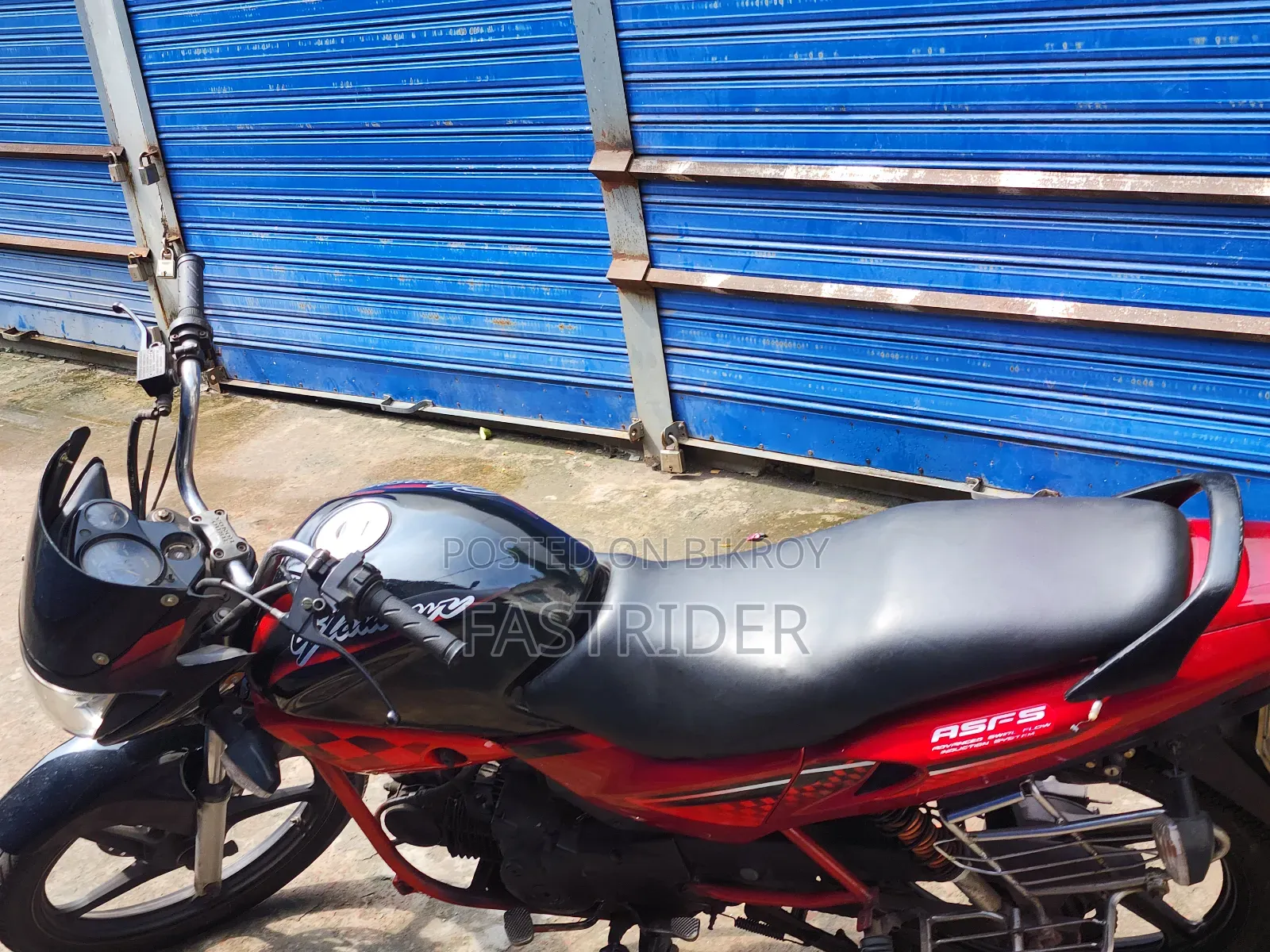 হিরো গ্ল্যামার ২০১৬ কালো