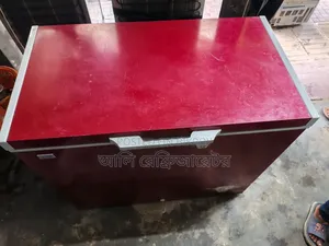একটি ডিপ ফ্রিজ বিক্রি হবে