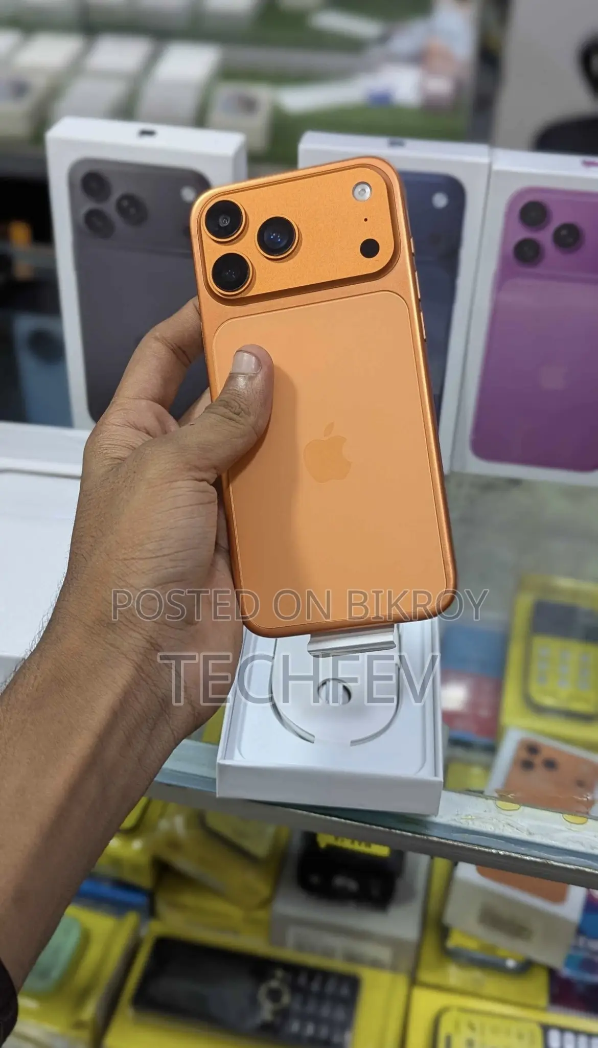 নিউ অ্যাপল আইফোন ১৭ প্রো ম্যাক্স ২৫৬ জিবি সিলভার