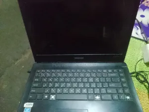 ল্যাপটপ 4GB ইন্টেল সেলরন 1T এইচড্ডি
