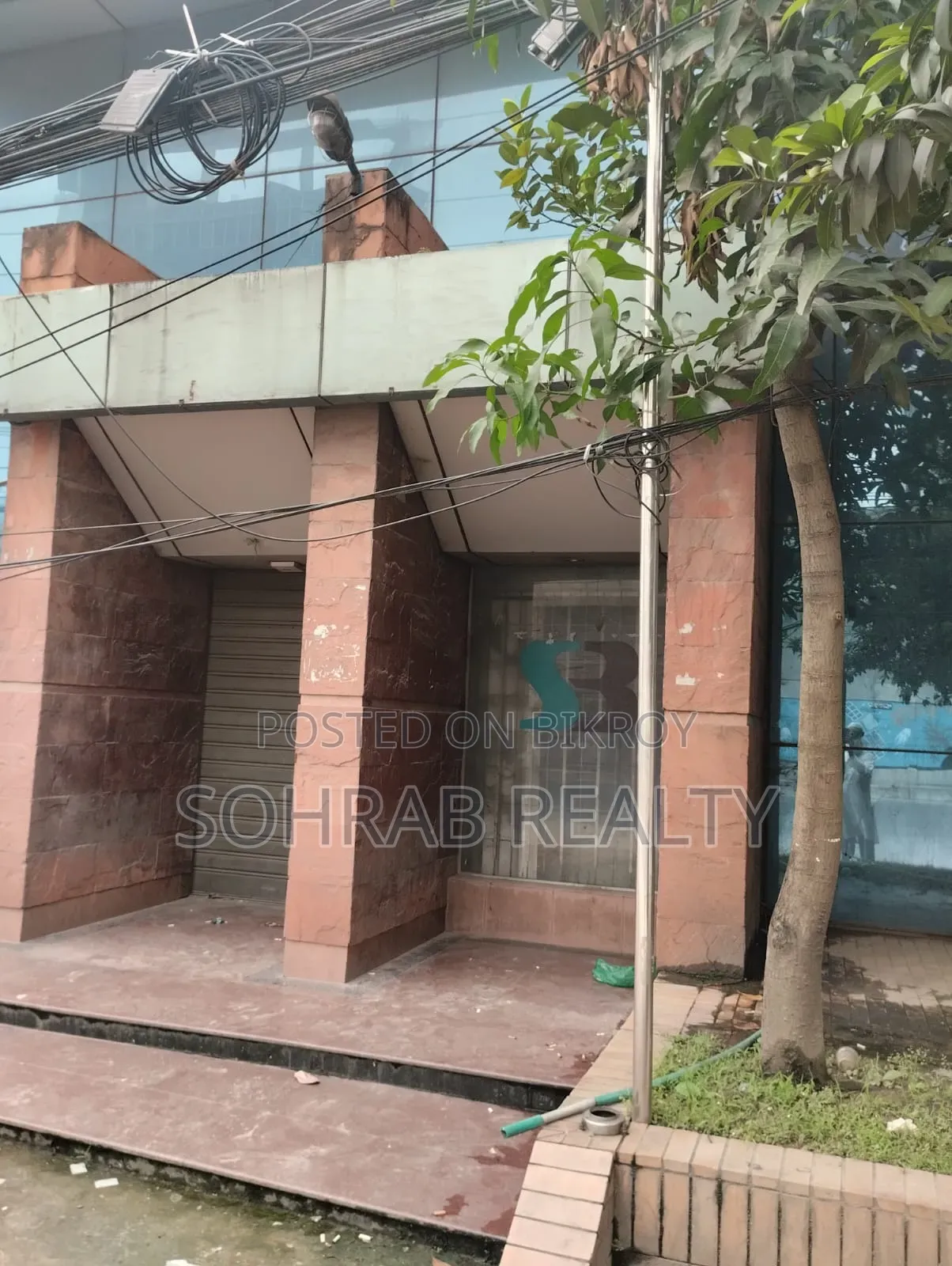 সোহারাব রিয়েলটি, উত্তরায় ১০ বেডরুমের বাড়ি বিক্রয়ের জন্য