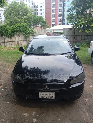 মিতসুবিশি ল্যান্সার ২০১৬ কালো