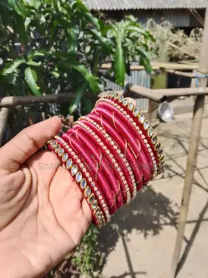 হ্যান্ডমেড চুড়ি