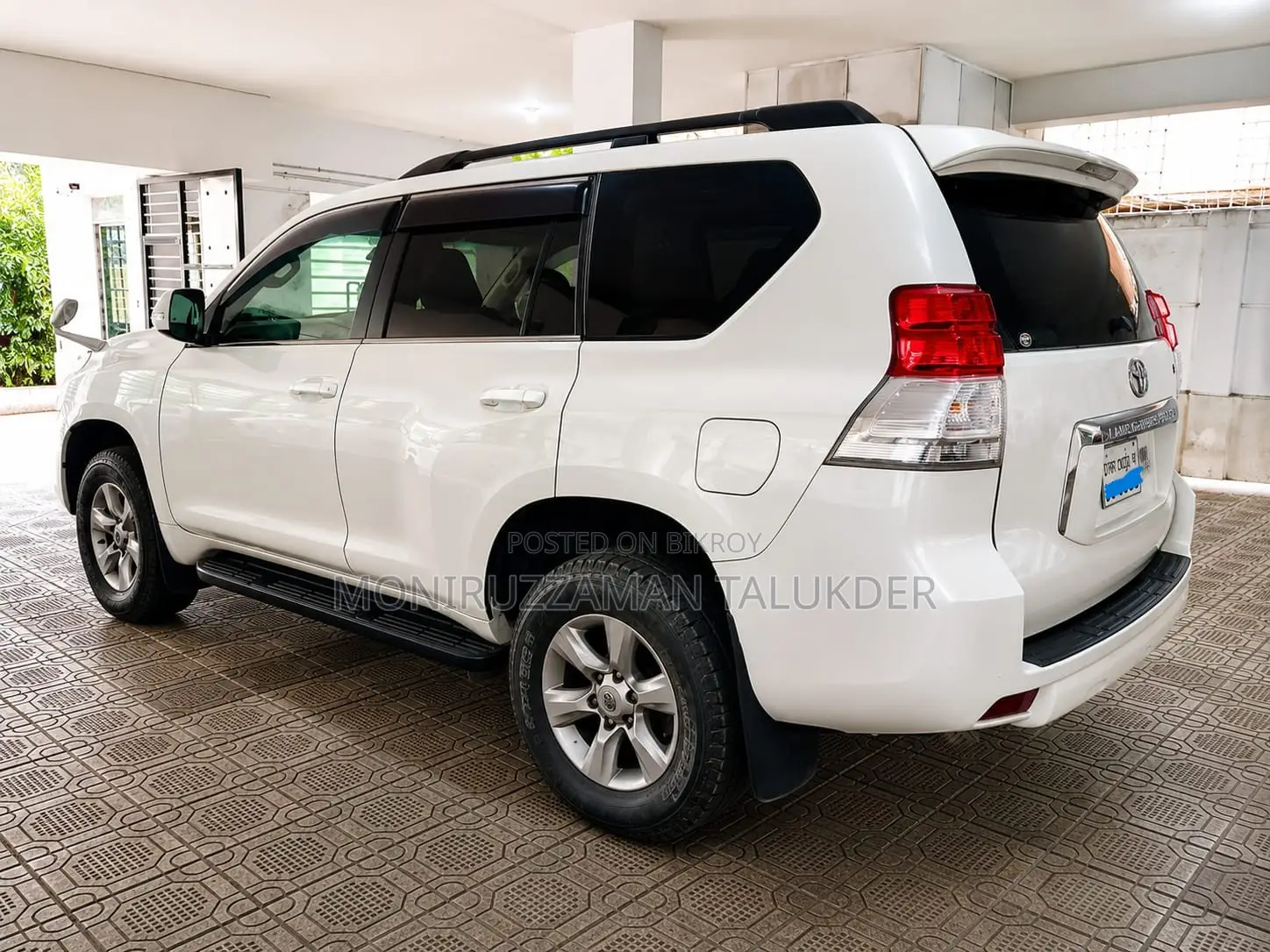 Toyota Land Cruiser Prado 4.0 Petrol TX 2012 White