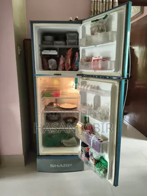 Sharp
Refrigerator-Freezer
Model:
Sj-Ek25s-Bl