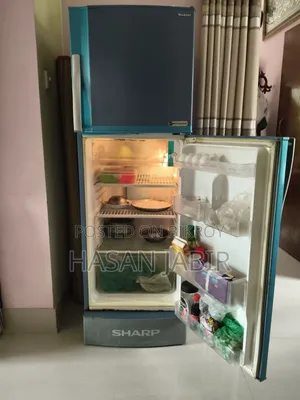 Sharp
Refrigerator-Freezer
Model:
Sj-Ek25s-Bl