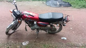 Honda XL 125 2020 Red