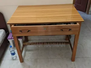 পডা়র টেবিল