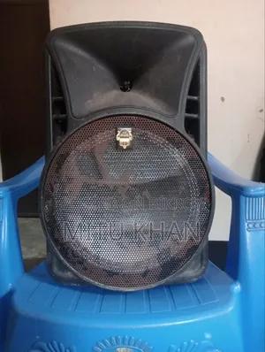 স্পিকার বক্স