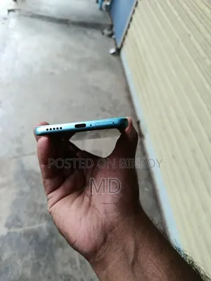 ভিভো টি৪ ১২৮ জিবি ব্লু