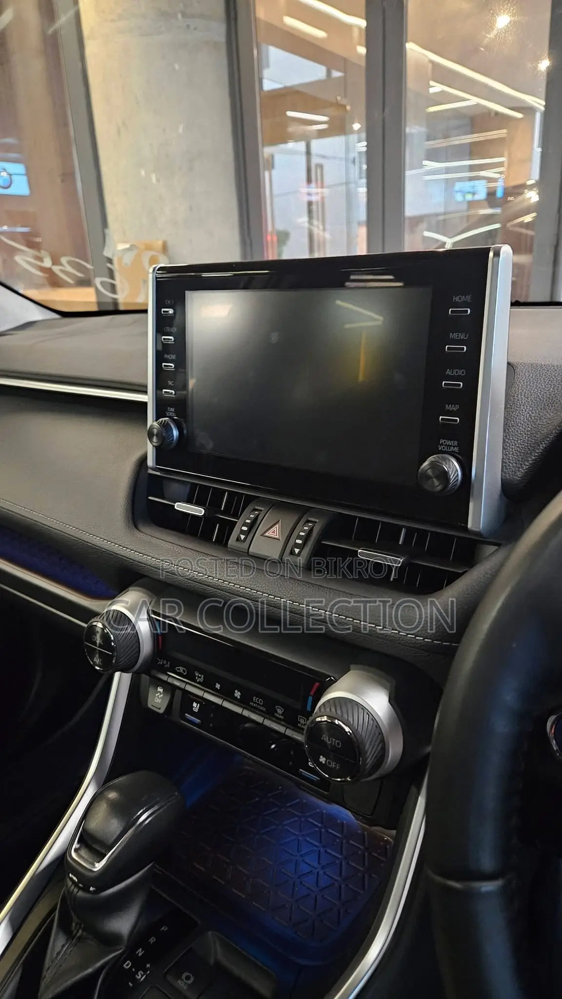 Toyota RAV4 XLE Premium 2021 Pearl