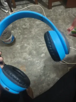 ওয়ার লেস হেডফোন