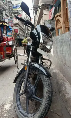 TVS Radeon 2021 Black