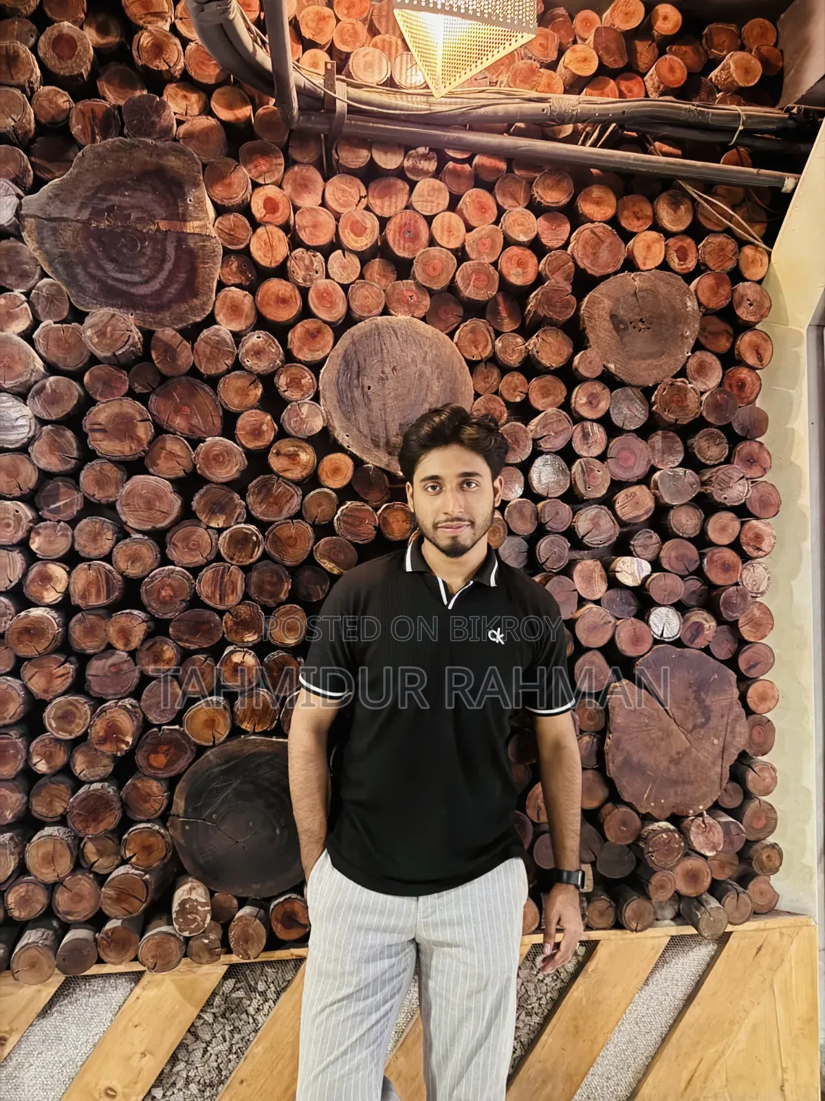 একটি চাকরি প্রয়োজন